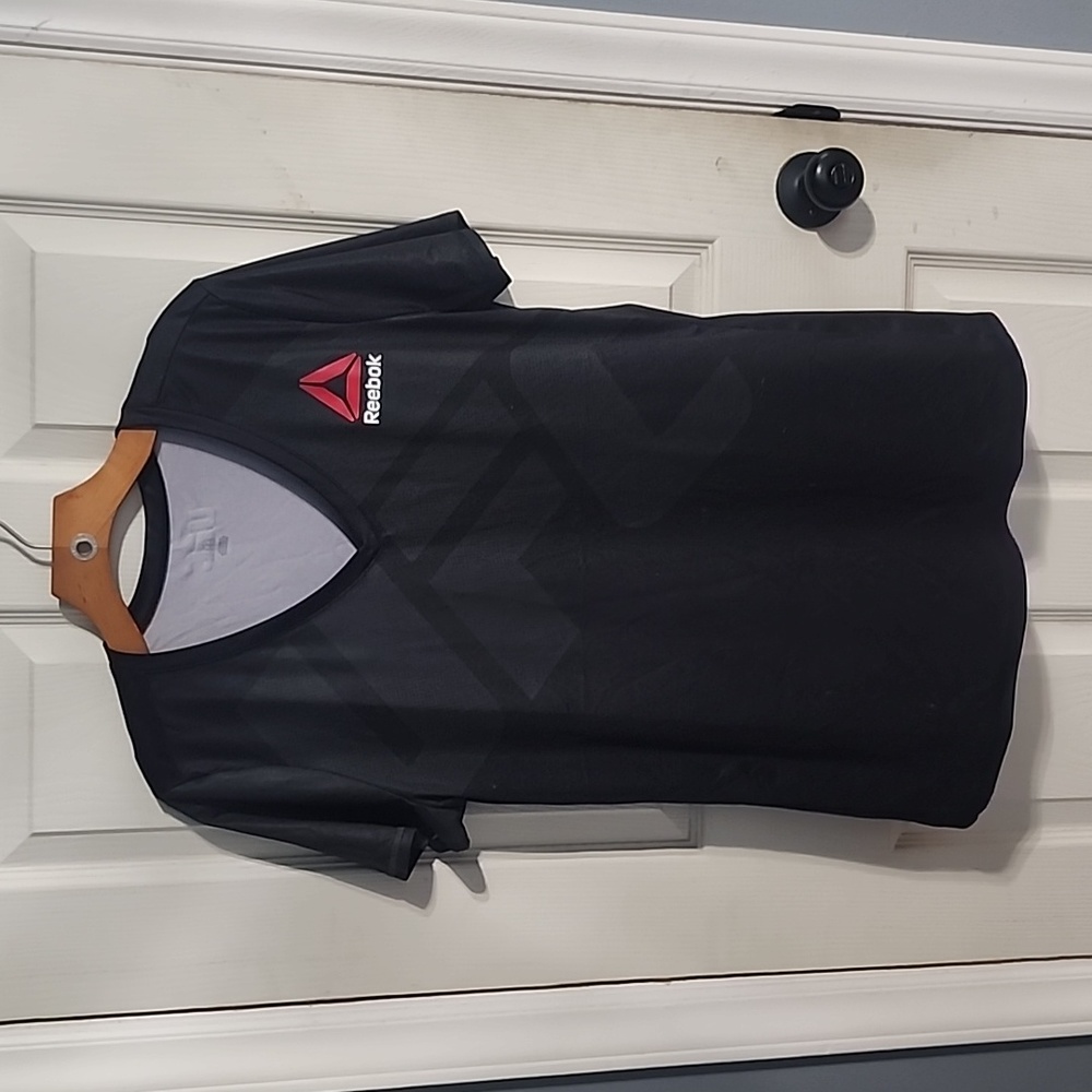 Reebok UFC workout shirt, sz XL
